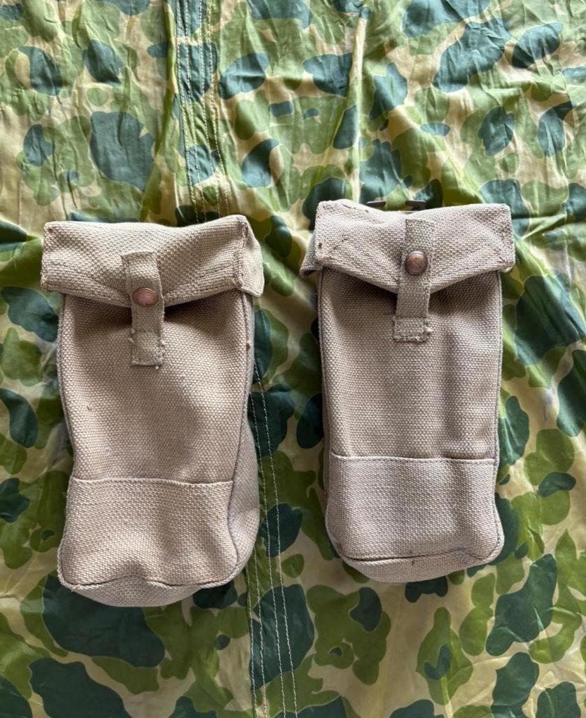 Tweede wereldoorlog Britse Bren pouch Set 1940 &1941, Ophalen of Verzenden, Landmacht, Engeland, Overige typen