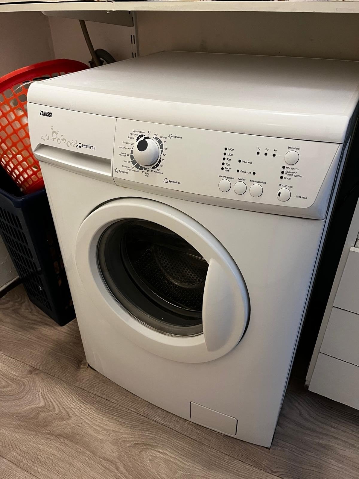 Wasmachine Zanussi, 6 tot 8 kg, Ophalen, 1200 tot 1600 toeren, 85 tot 90 cm