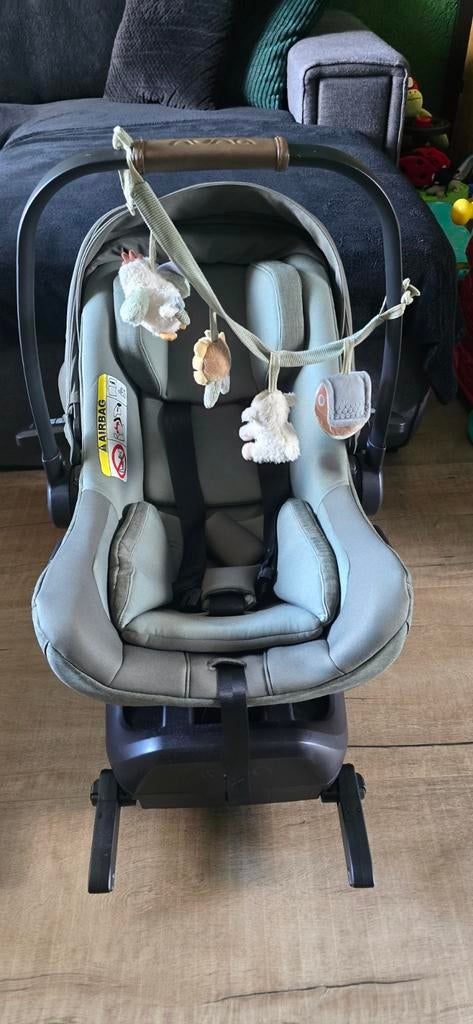 Nuna Pipa Next Autostoel met Isofix Base en Speeltjes, Overige merken, Ophalen of Verzenden, Zo goed als nieuw, Isofix