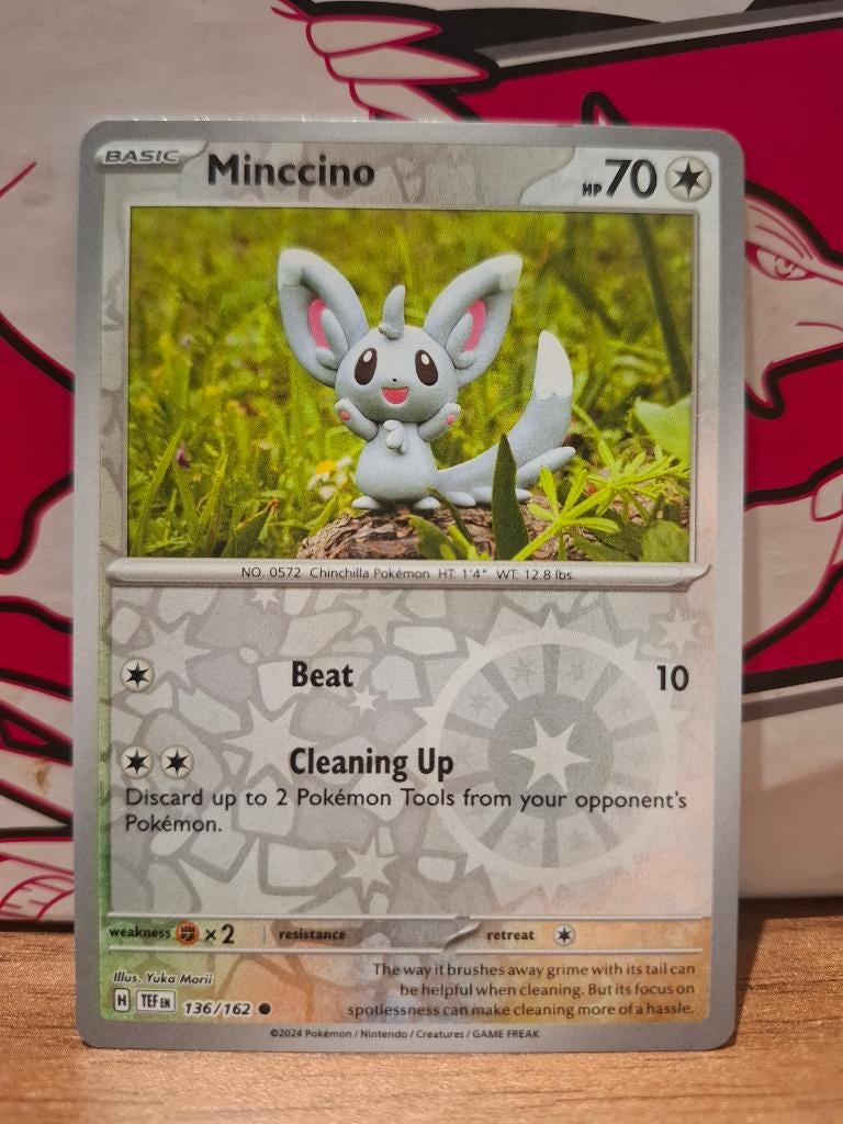 Pokemon Minccino TEF 136/162 reverse holo, Ophalen of Verzenden, Nieuw, Losse kaart