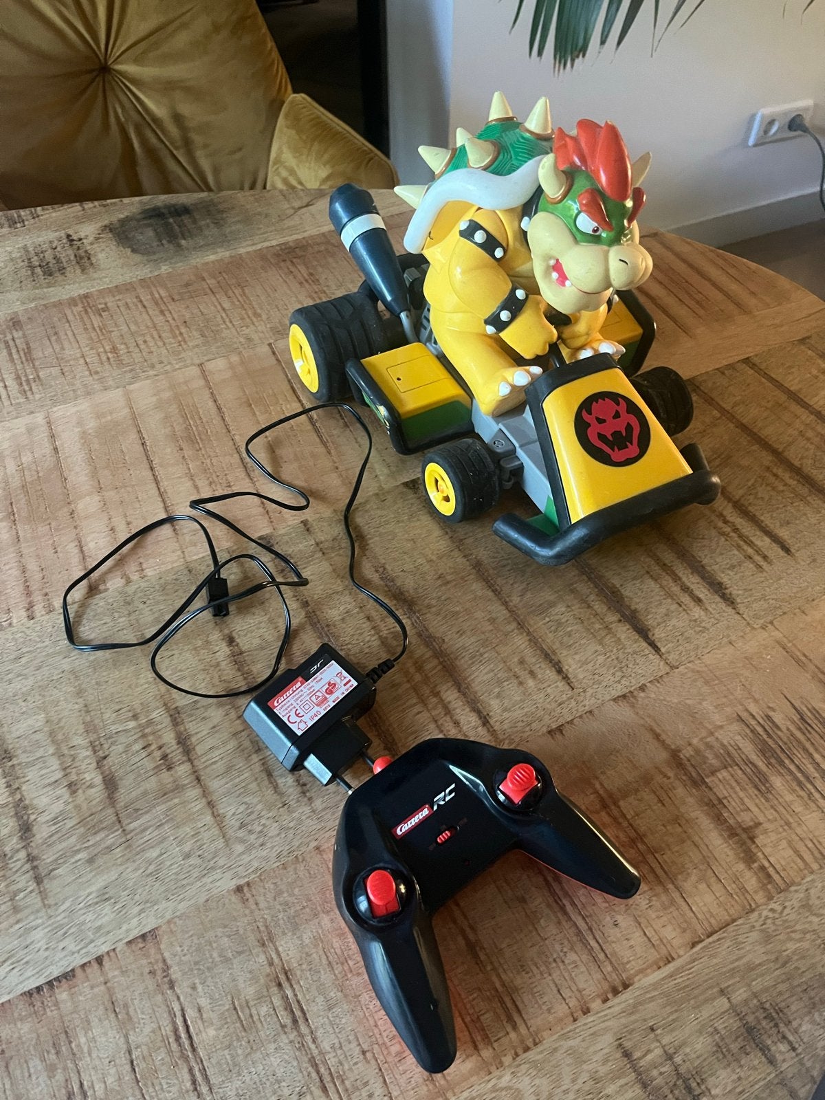 Carrera RC Mario Kart Bowser - ( 1 : 12 )Zo goed als nieuw, Zo goed als nieuw, Auto onroad, RTR (Ready to Run), Overige schalen