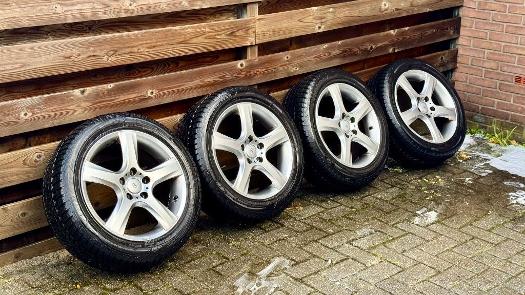 17 inch Lexus winterset Goodyear 225/50 R17 5mm, Ophalen, Gebruikt, Banden en Velgen, 17 inch