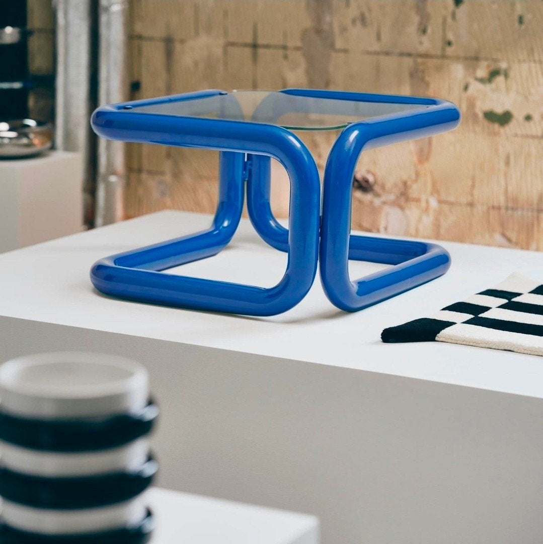 IKEA KONSTRUNDA limited edition salontafel blauw, Andu Maseb, Huis en Inrichting, 50 tot 100 cm, Nieuw, Glas, Modern, Design