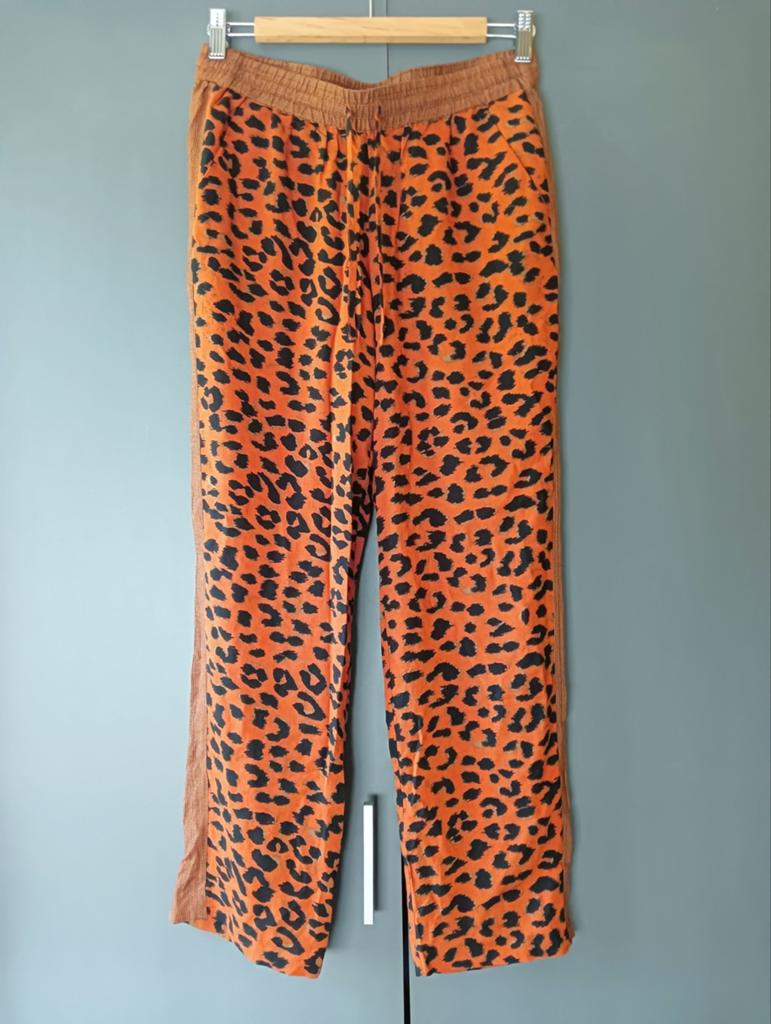 Viscose broek in panterprint mt 36 van Rainbow, Rainbow, Oranje, Ophalen of Verzenden, Zo goed als nieuw