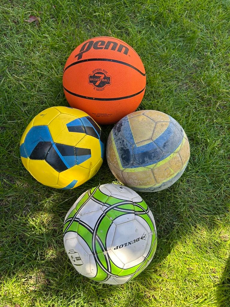 Basketbal en voetballen, Ophalen of Verzenden, Zo goed als nieuw