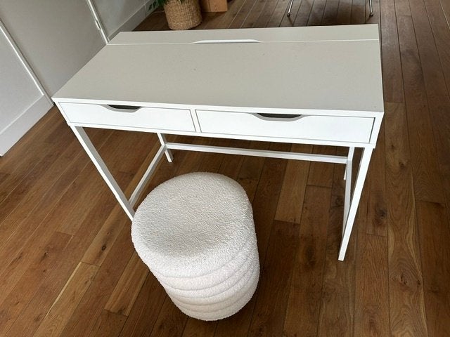 Leuke kaptafel met krukje – ideaal voor een tienerkamer, Ophalen, Gebruikt, 50 tot 100 cm, Minder dan 100 cm