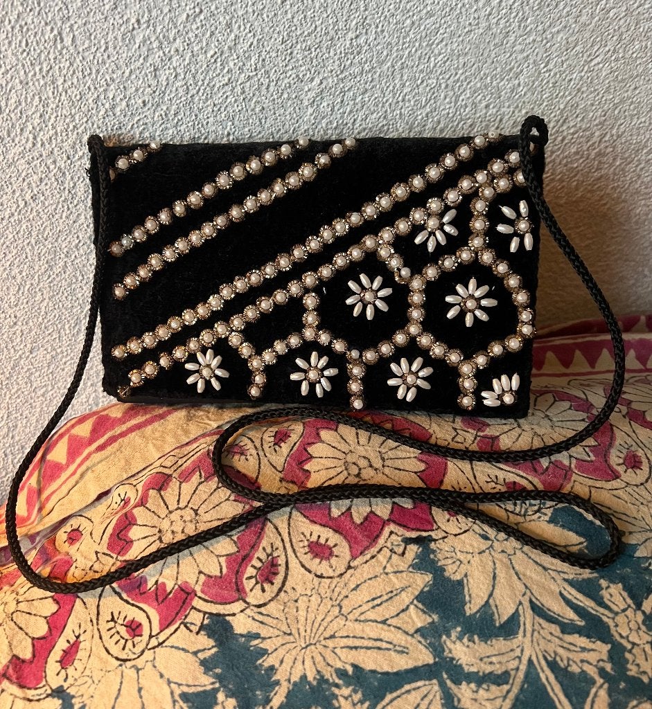 Vintage Zardozi geborduurde parels clutch damestasje Kane M, Ophalen of Verzenden, Zo goed als nieuw, Zwart, Avondtasje