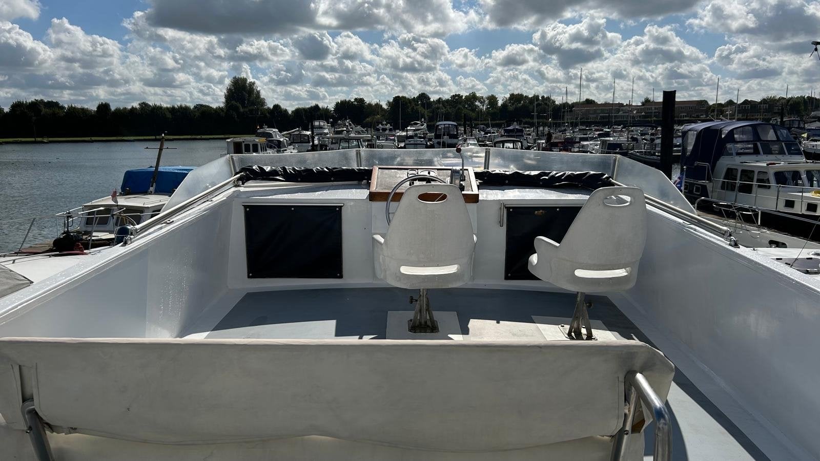 Valkkruiser 1200 Flybridge | DAF 575 | Boegschroef |, Overige merken, Gebruikt, Binnenboordmotor, Diesel