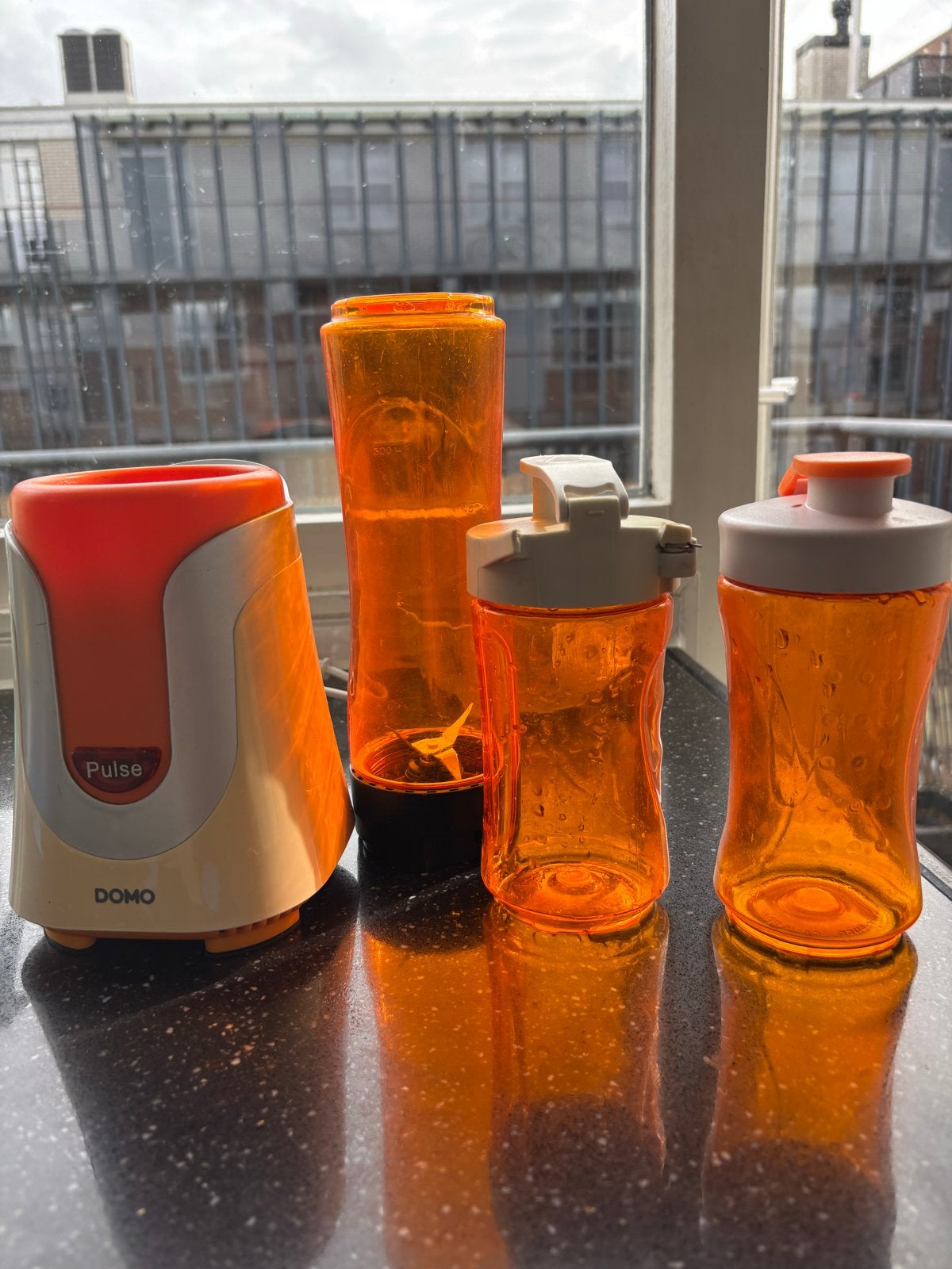 Domo Blender to Go met 3 flessen - Oranje, Ophalen of Verzenden, Gebruikt, Blender to go