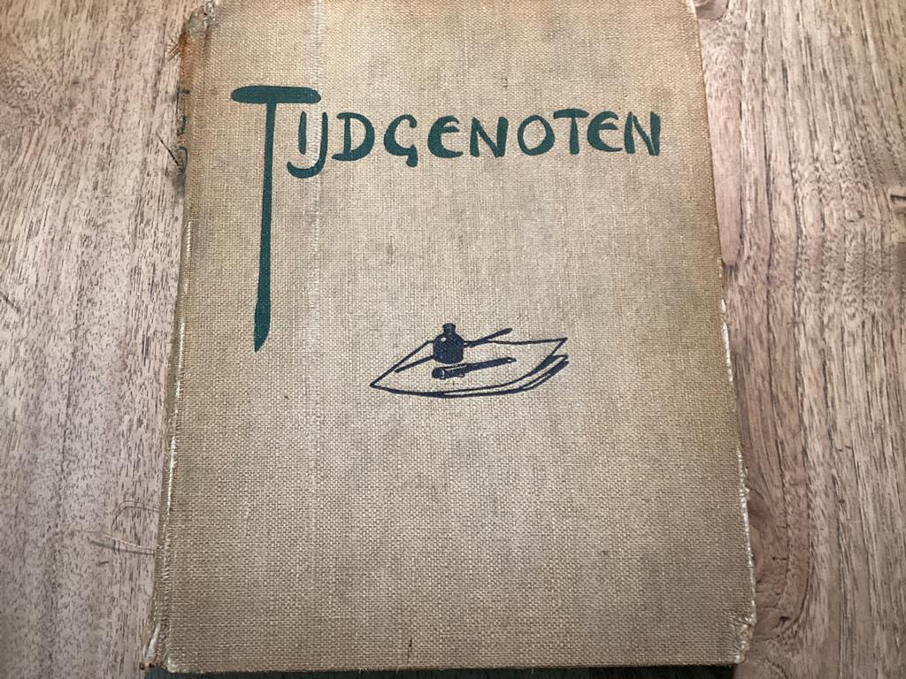 Tijdgenoten - Willem van Schaik & Mr. E. Elias (2e druk), Ophalen of Verzenden, Gelezen, Nederland