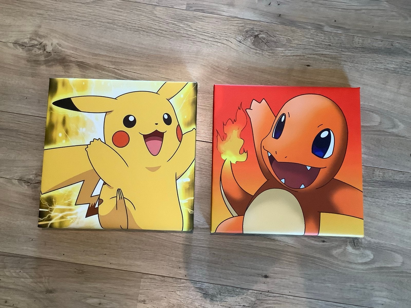 Pokémon Canvas Schilderijen: Pikachu & Charmander, Ophalen of Verzenden, Zo goed als nieuw, Overige typen