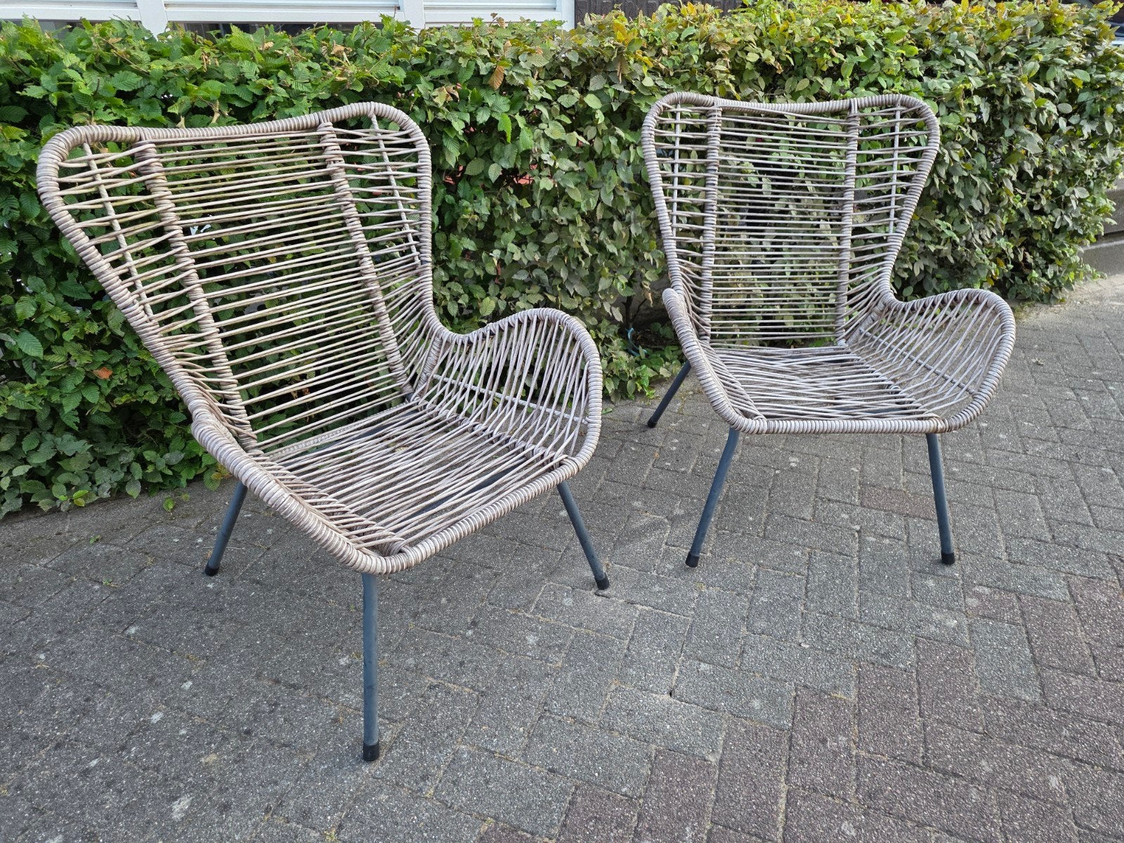Twee rieten stoelen, Ophalen, Gebruikt