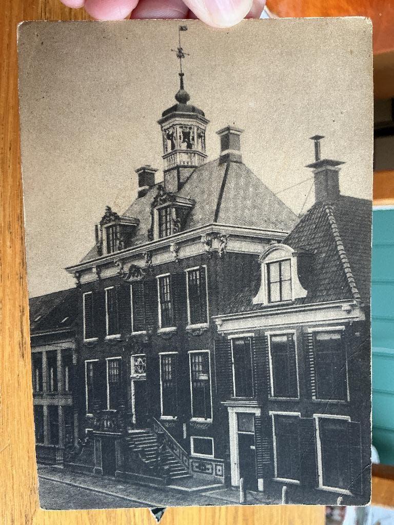 Stadhuis Sneek, Verzamelen, Ansichtkaarten | Nederland, Verzenden, 1960 tot 1980, Ongelopen, Friesland