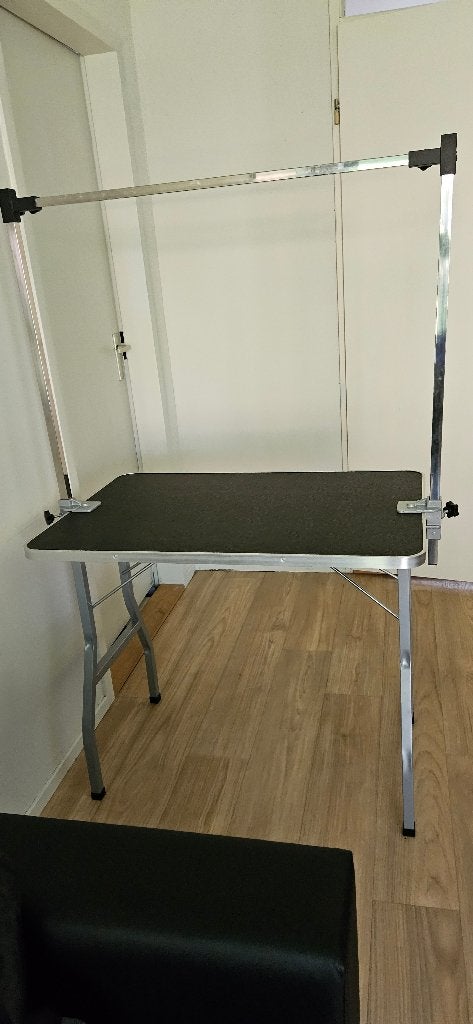 Trimtafel met dubbele trimbeugel, Dieren en Toebehoren, Ophalen, Zo goed als nieuw
