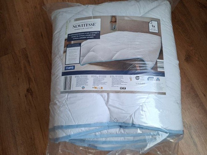 Nieuw dekbed 240x220 hypoallergeen, Ophalen, Nieuw, Tweepersoons