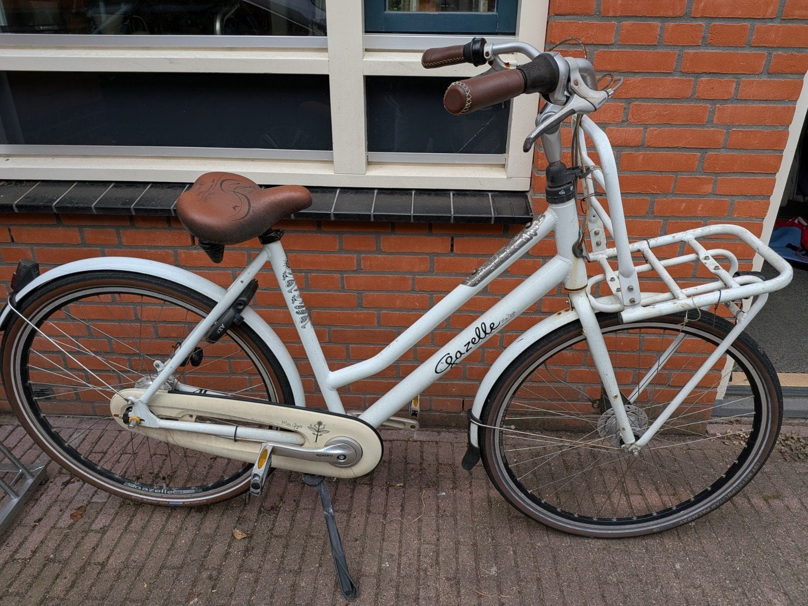 Gazelle Miss Grace damesfiets met voordrager, Gebruikt, Velgrem, Versnellingen, Ophalen of Verzenden
