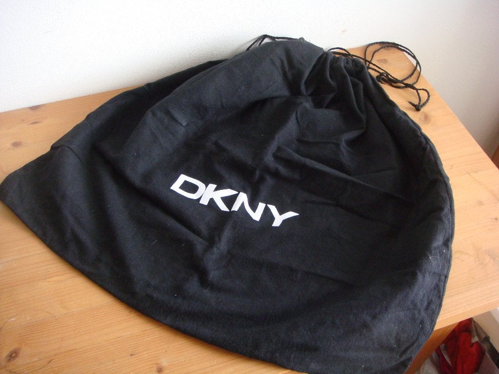 DKNY kledingzak, Donna karen new york, Ophalen of Verzenden, Zo goed als nieuw