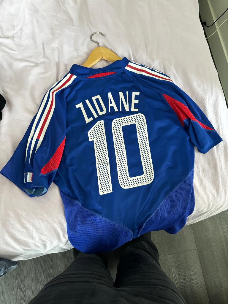 Zidane 10 Frankrijk “Origineel”, Verzamelen, Sportartikelen en Voetbal, Ophalen of Verzenden, Zo goed als nieuw, Buitenlandse clubs