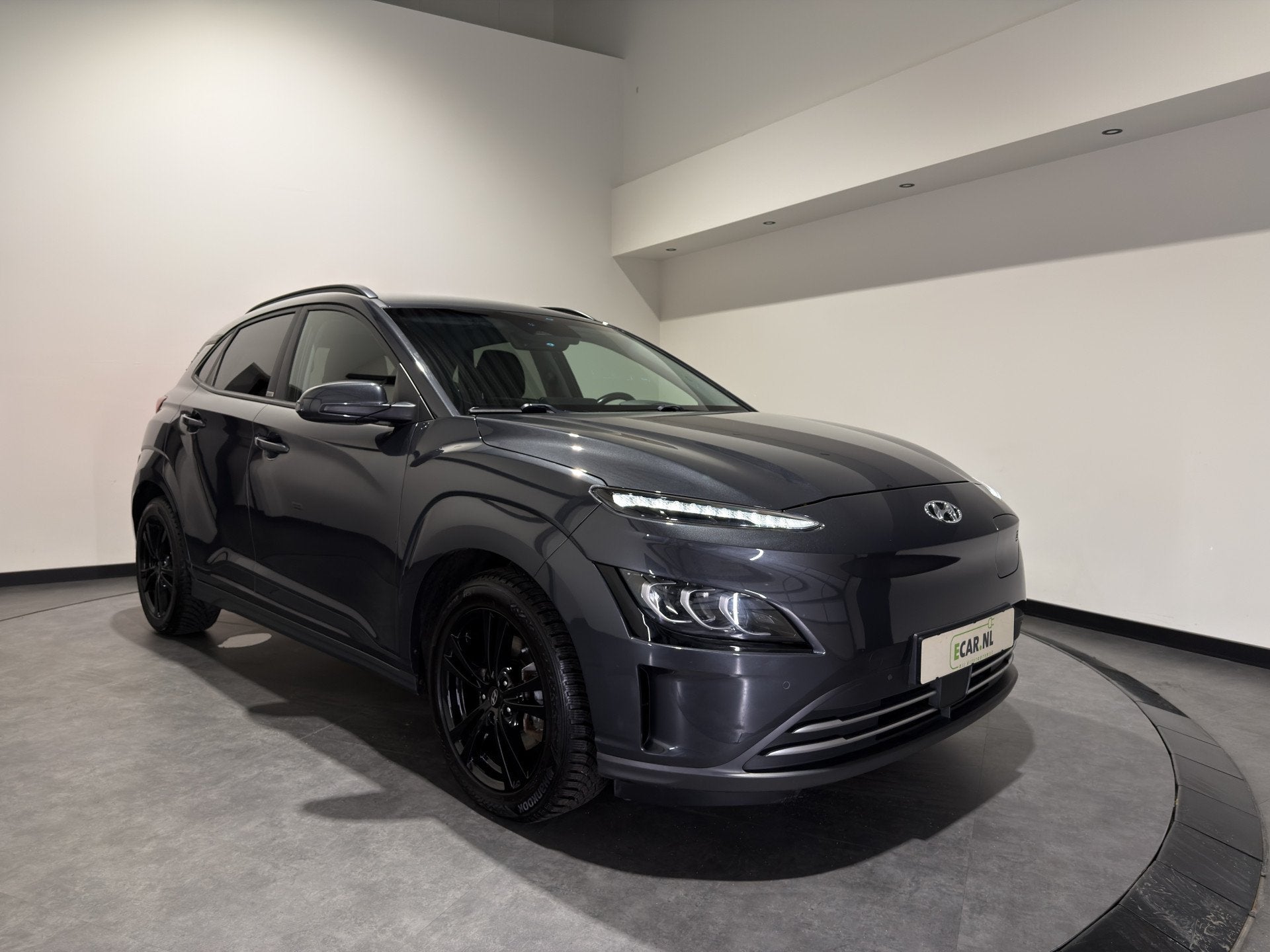 Hyundai KONA EV Premium 64 kWh | Keyless | Elektrische stoel