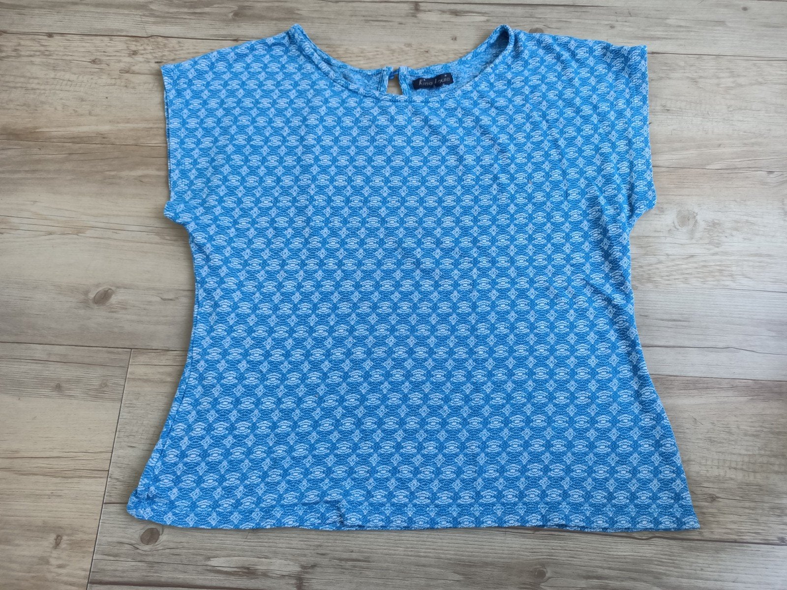 Mooie King Louie shirt maat m l, Kleding | Dames, Maat 38/40 (M), Blauw, Ophalen of Verzenden, Zo goed als nieuw