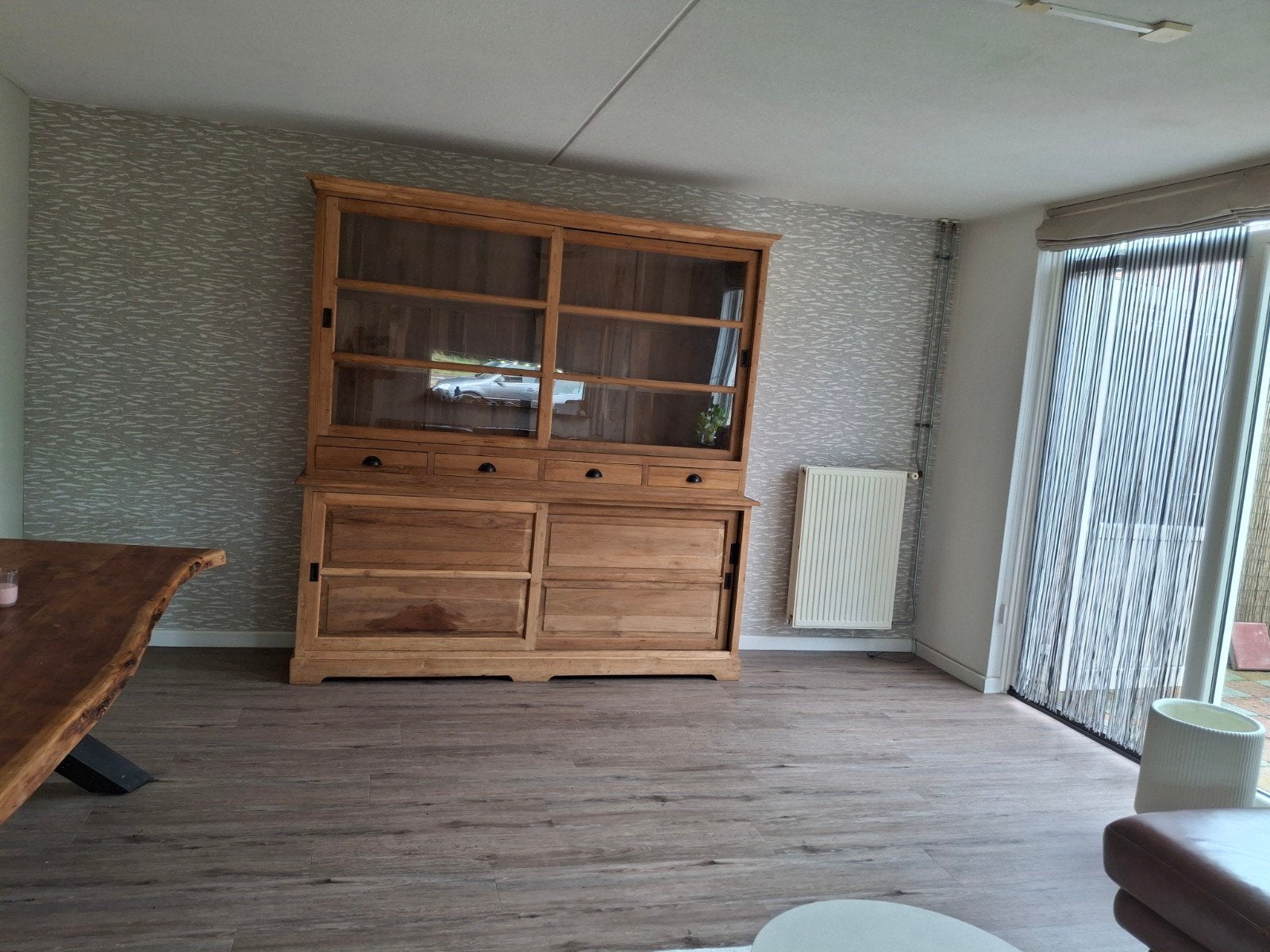 Zo goed als nieuw, massieve houten meubel. 450 euroMoet vand, Ophalen