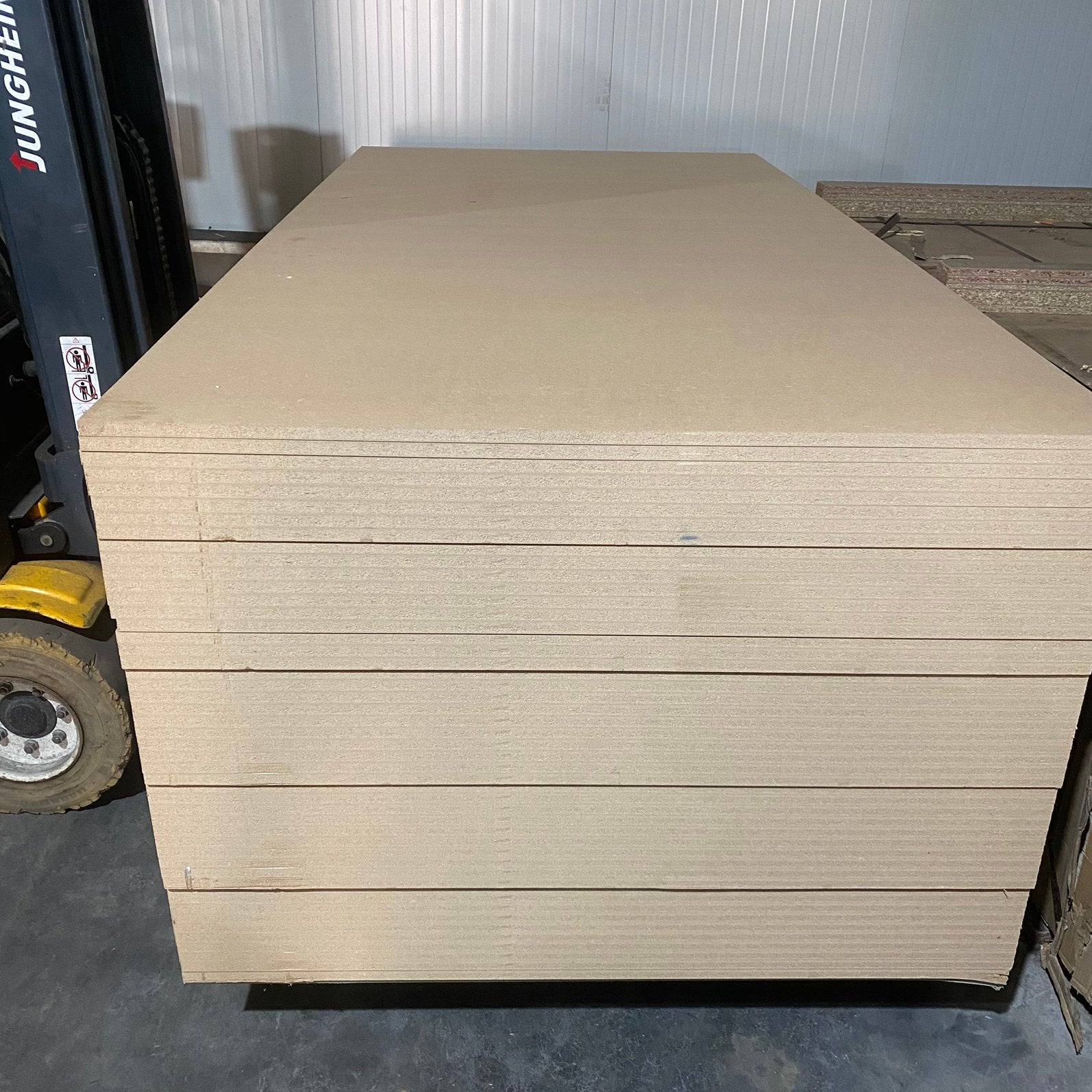 MDF 18mm, standaard MDF platen, 1220x2440mm, Doe-het-zelf en Verbouw, Overige materialen, Dotek, 6744 PT, Minder dan 20 mm
