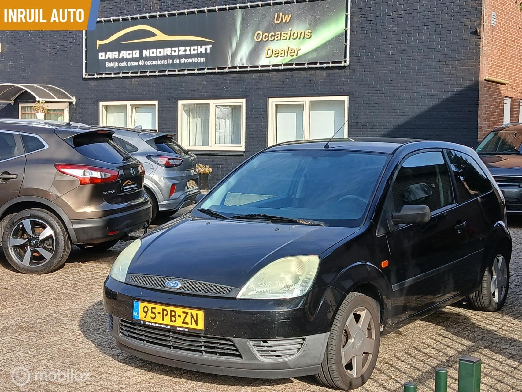 Ford Fiesta 1.3 Ambiente, Auto's, 4 cilinders, Zwart, Origineel Nederlands, Bedrijf