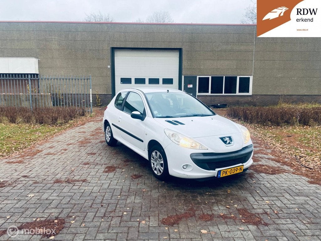 Peugeot 206 + 1.1 XR AIRCO/ZUINIG/KOOPJE, Voorwielaandrijving, 206+, Gebruikt, 31 €/maand