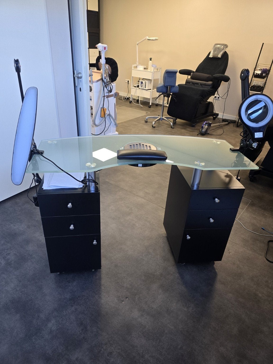 te koop manicure tafel, Ophalen, Nieuw