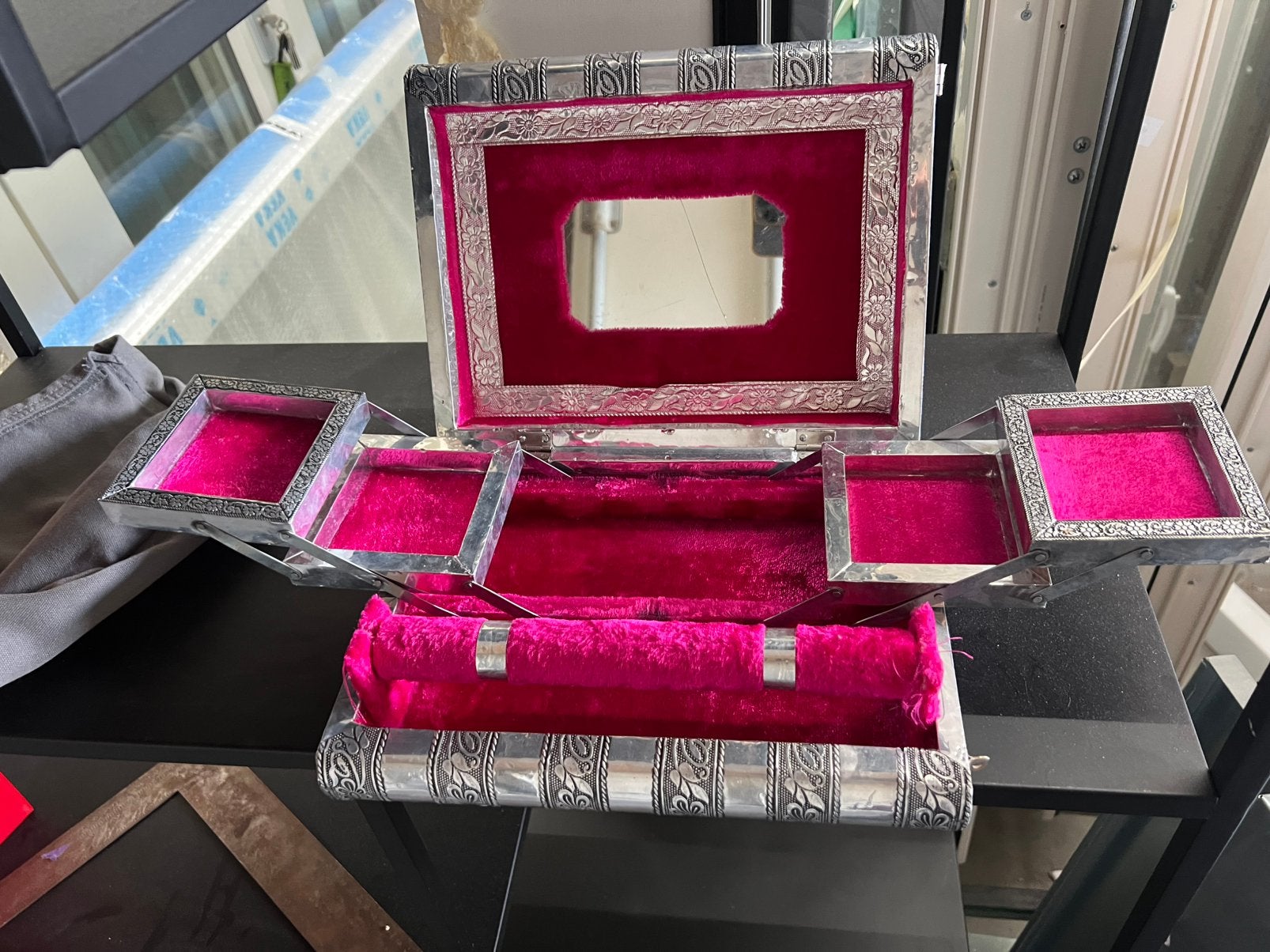 Sieradenkistje oosterse stijl, Sieraden, Tassen en Uiterlijk, Beautycases, Ophalen of Verzenden, Zo goed als nieuw