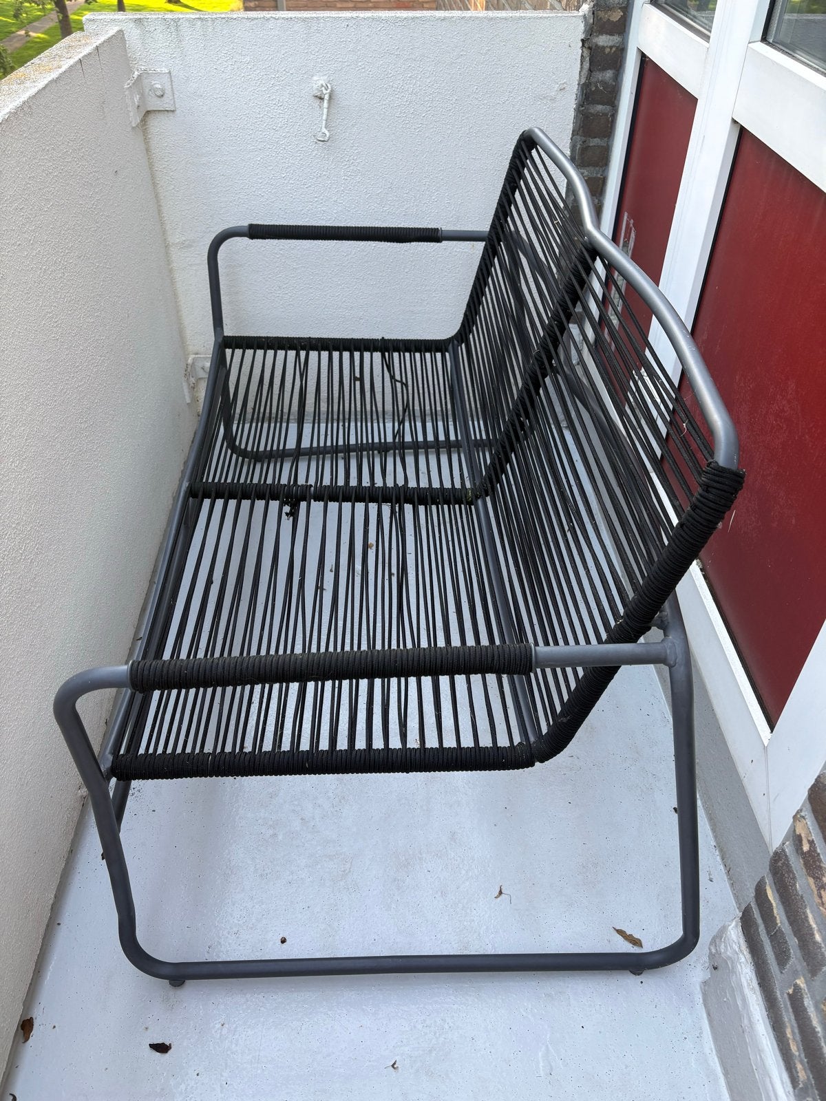 Moderne tuinbank/balkonbank - Zwart metaal en touw, Ophalen, Gebruikt, Metaal