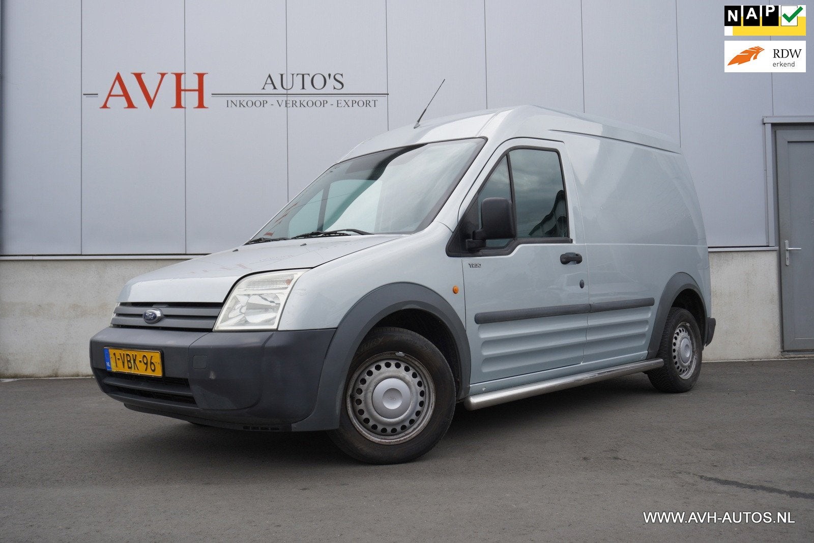 Ford Transit Connect T230L 1.8 TDCi, Voorwielaandrijving, Stof, Gebruikt, 4 cilinders