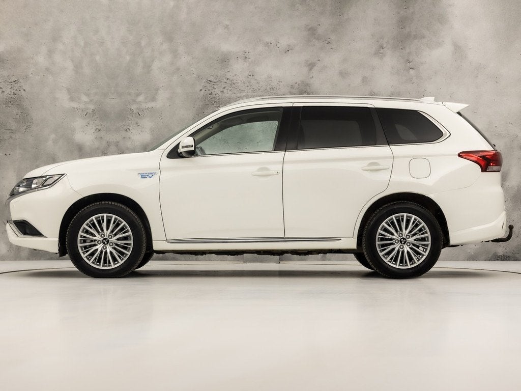 Mitsubishi Outlander 2.4 PHEV Intense+ 225Pk Automaat (APPLE, Auto's, Automaat, 12 maanden, 4 cilinders, Plug-in hybride