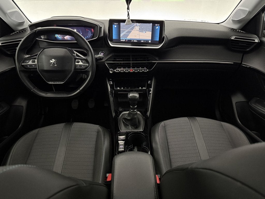 Peugeot 208 1.2 PureTech Allure | Pano | Camera | Virtual |, Voorwielaandrijving, Gebruikt, Euro 6, Origineel Nederlands