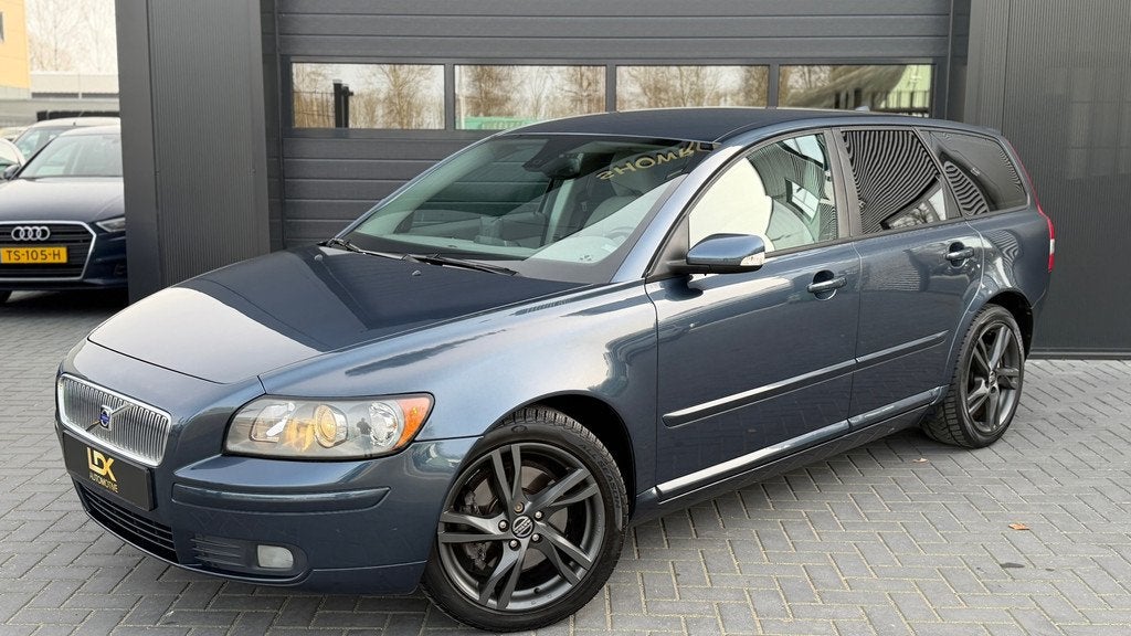 Volvo V50