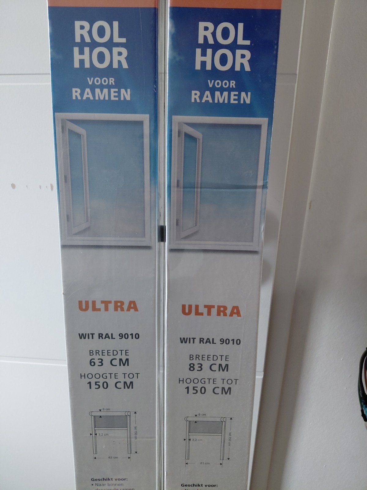 Nieuwe Ultra Rolhorren voor Ramen (63cm & 83cm breed), Doe-het-zelf en Verbouw, Deuren en Horren, Ophalen, 80 tot 100 cm, Hordeur