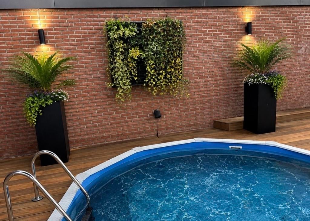 2 zwarte kunststof plantenbakken voor binnen of buiten, Tuin en Terras, Bloembakken en Plantenbakken, Kunststof, Gebruikt, Minder dan 60 cm