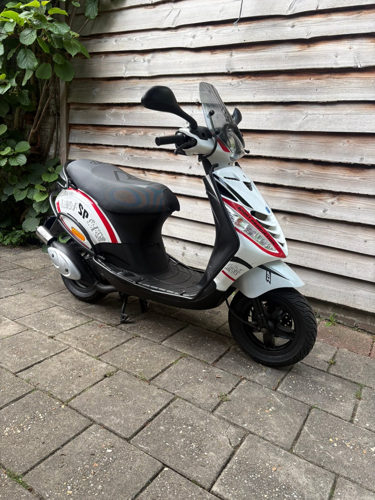 Piaggio Zip 2T Brom 2011, Ophalen, Tweetakt, Maximaal 45 km/u, Zip