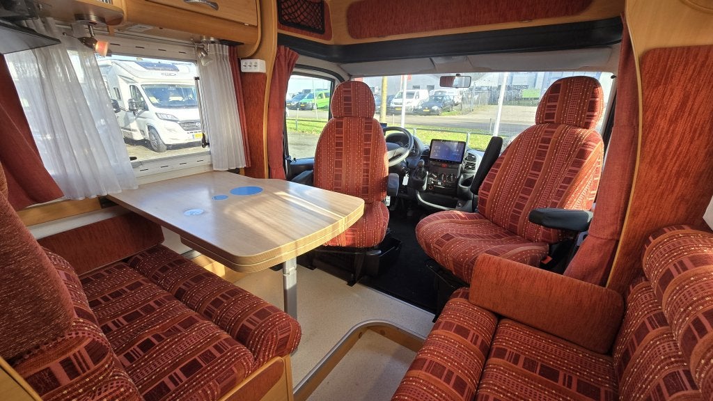 Chausson Welcome 85, Ringverwarming, Welcome 85, Watertank (Schoon), 6 tot 7 meter