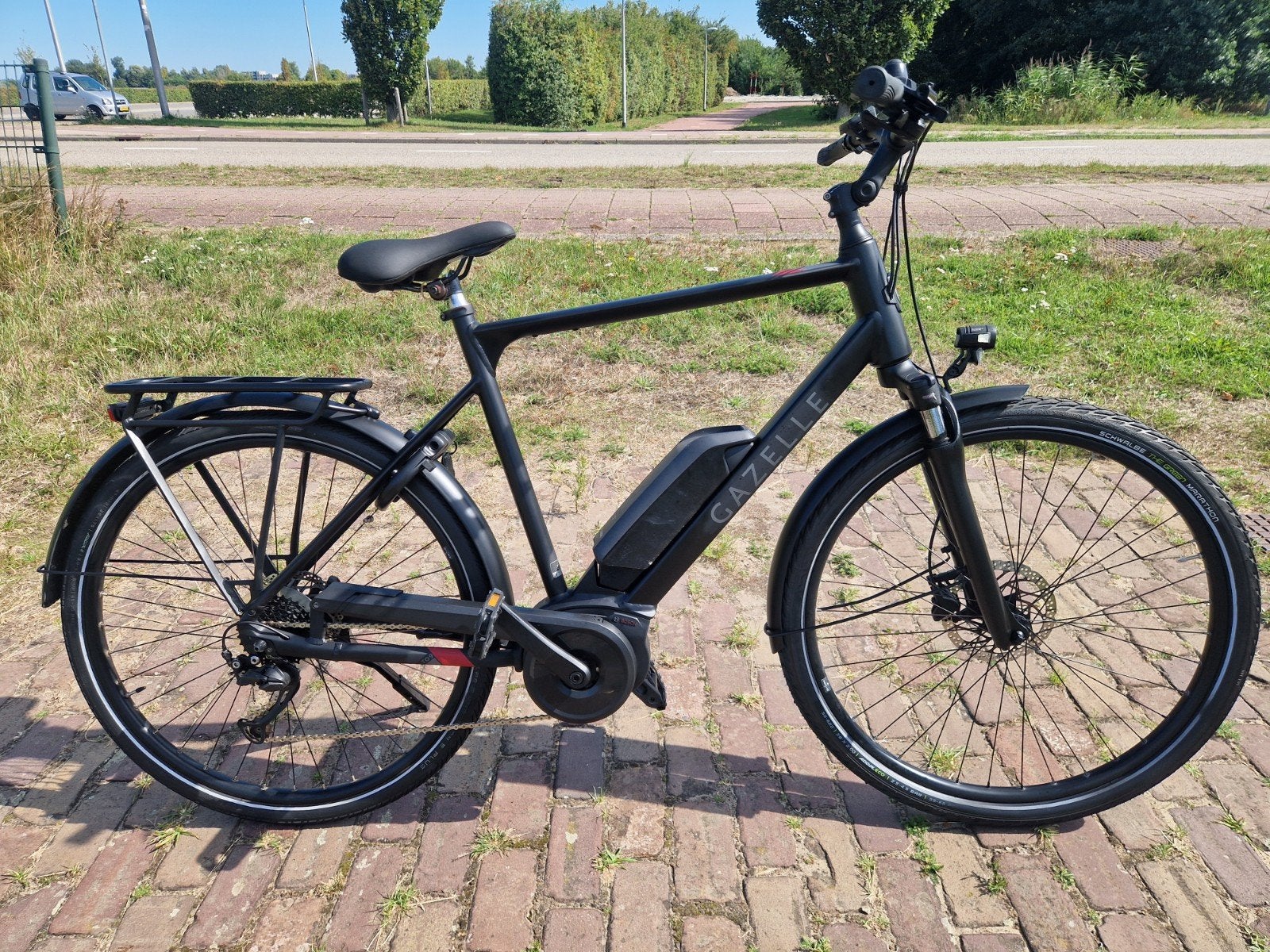 ELEKTRISCHE FIETS GAZELLE(BOSCH MIDDEN MOTOR)ACCU IN MIDDEN, Ophalen, Zo goed als nieuw, Gazelle