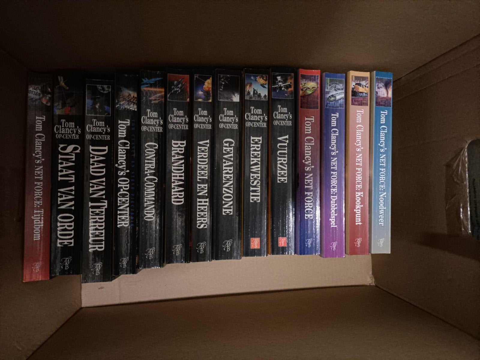 Tom Clancy boeken collectie (20 stuks), Ophalen of Verzenden, Gelezen, Tom Clancy, Nederland