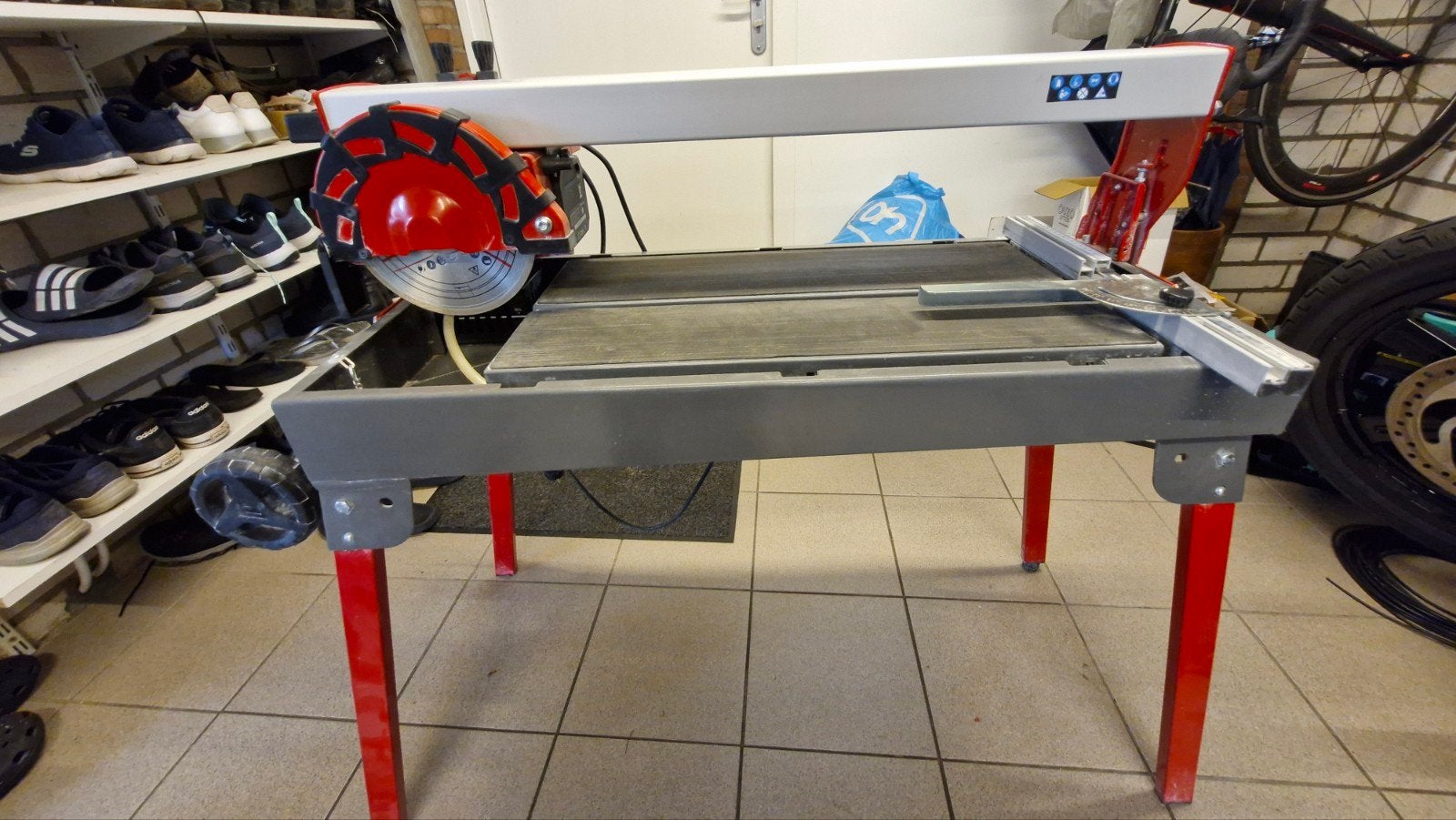 Einhell Tegelzaagmachine, Ophalen, Zo goed als nieuw, Overige typen, Minder dan 2 meter