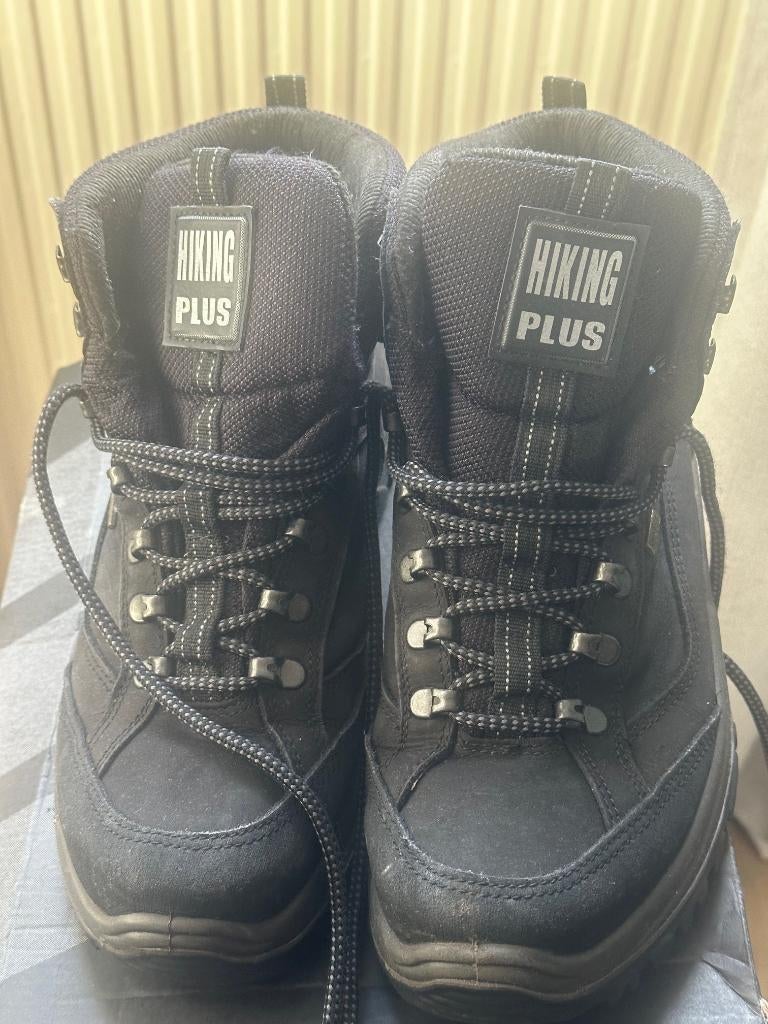 Stoere Hiking Plus wandelschoenen / boots zwart goede staat, Ophalen of Verzenden, Zo goed als nieuw, Schoenen