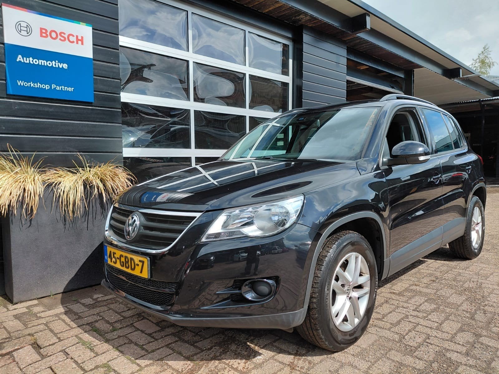 Volkswagen Tiguan 1.4 4MOTION, Auto's, Stof, Zwart, 4 cilinders, Zwart