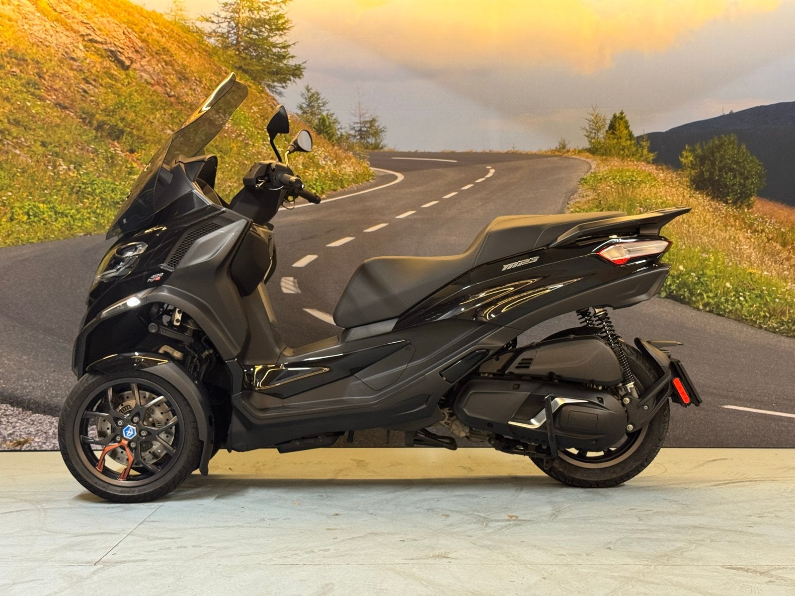 Piaggio MP3 400 HPE ABS ASR - Nieuw model 2024, Scooter, Occasion, Bedrijf, Minimaal motorrijbewijs A2