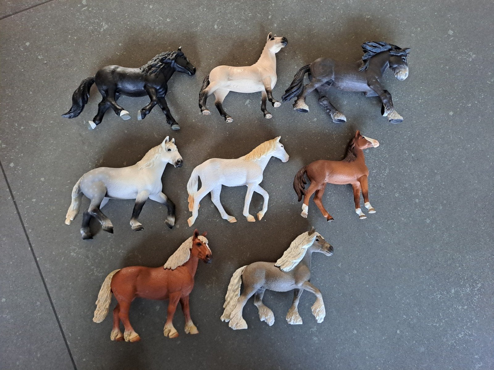 8 Schleich paarden, Ophalen of Verzenden, Zo goed als nieuw, Paard, Beeldje of Figuurtje