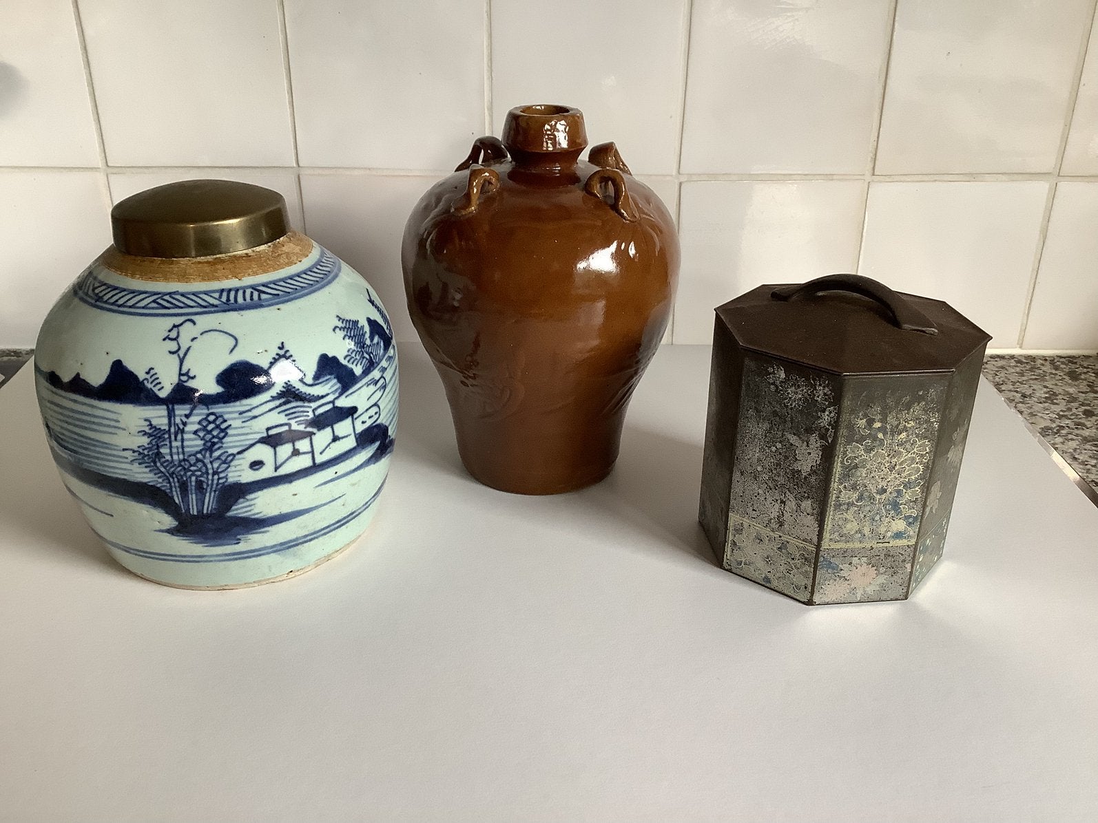 Antieke Chinese gemberpot, rijstwijnkruik en theeblik, Ophalen