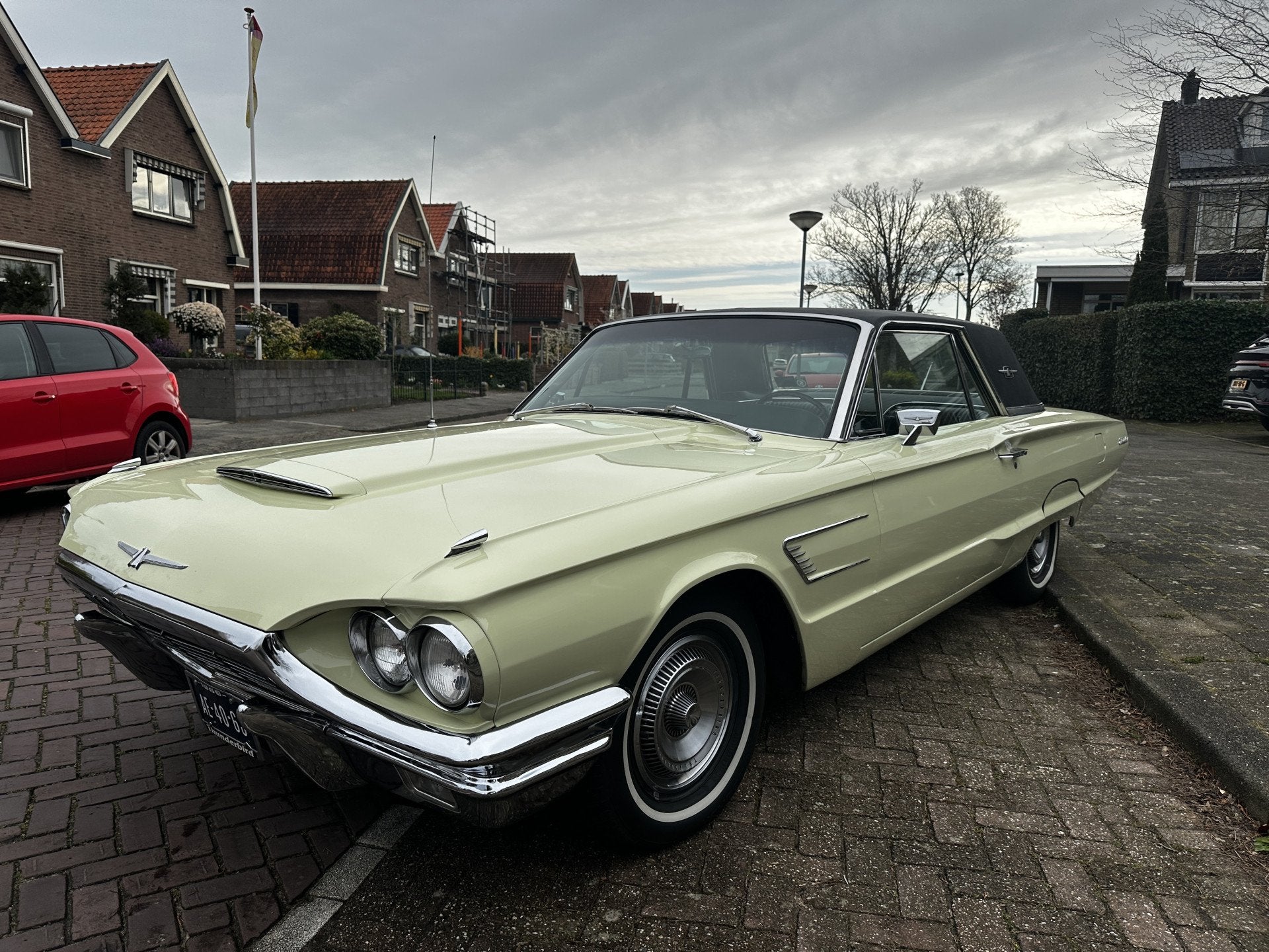Ford Thunderbird (bj 1965, automaat), Auto's, Oldtimers, Zwart, Overige carrosserieën, Ford, Geïmporteerd