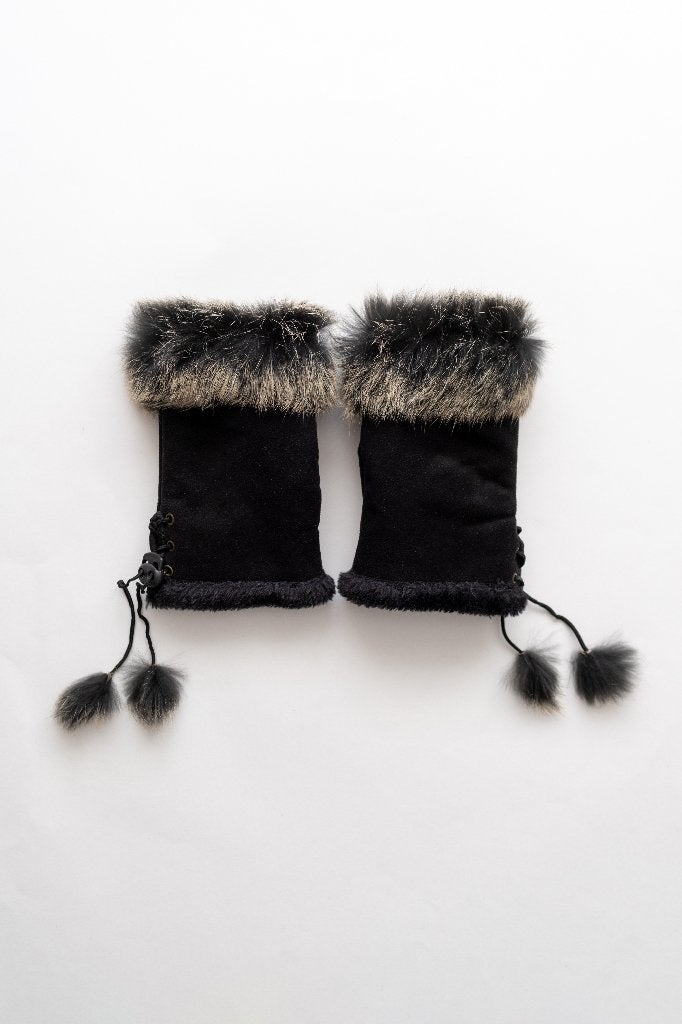 Zwarte Suède en Bont Handschoenen, Ophalen of Verzenden, Zo goed als nieuw, Vintage, Maat 36 (S)