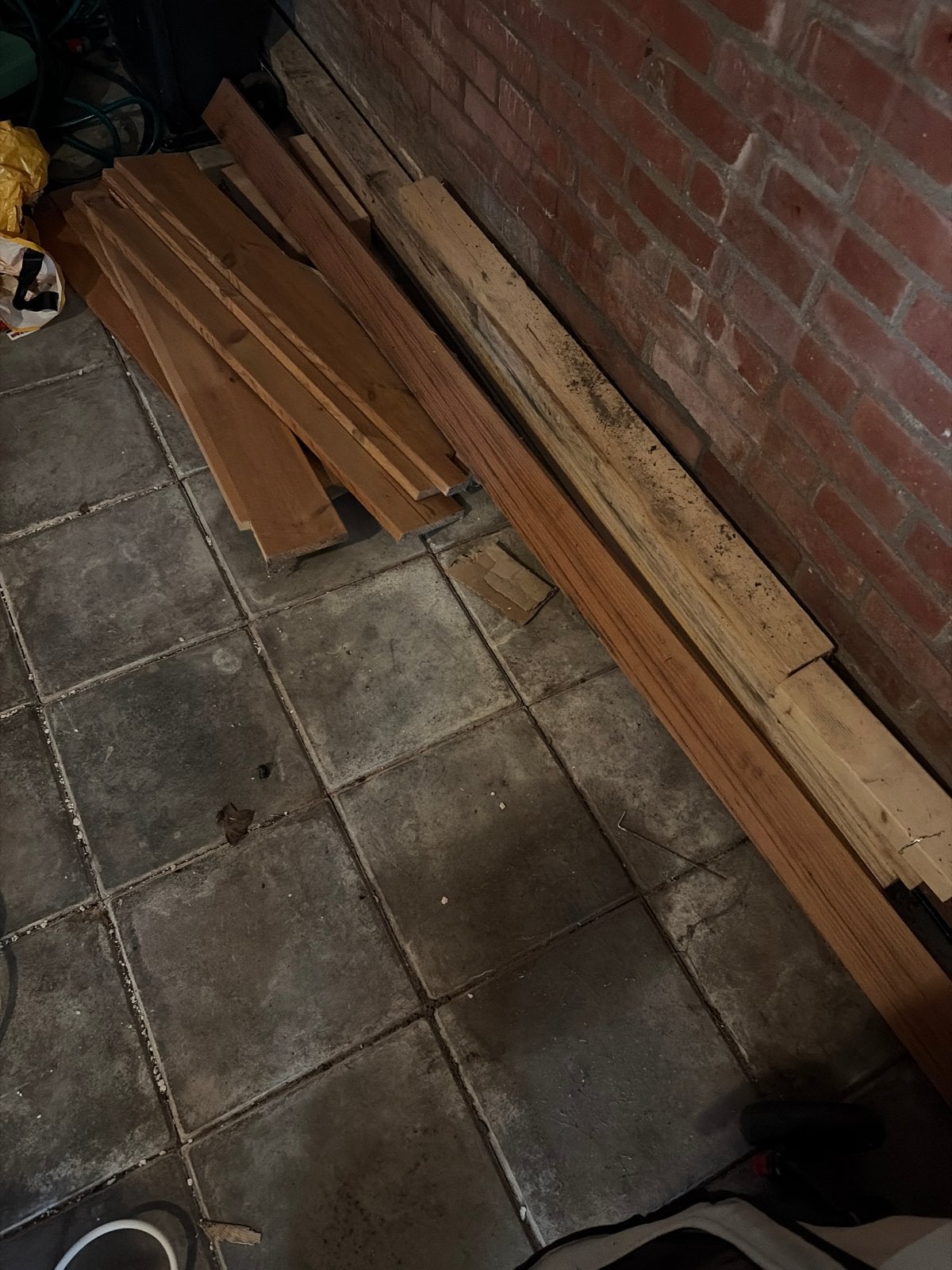 Diverse partij gebruikte houten planken en balken, Ophalen, Gebruikt, Balk, Overige houtsoorten